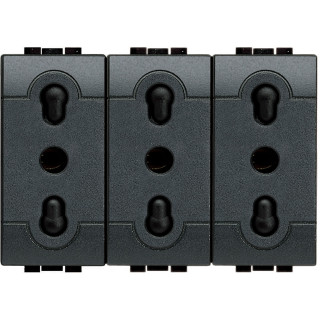 BTICINO LIVINGLIGHT TRIPLEX SOCKET L4180/3