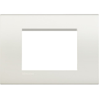 Bticino Livinglight placa 3 módulos cuadrados blanco LNA4803BI
