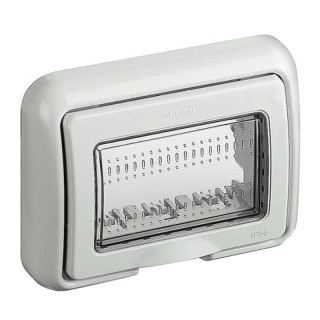 Bticino placca portafrutti 3 posti IP55 per matix 25603B