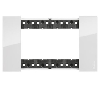 Bticino Living Now 4 Modules de la couleur de la glace KA4804DW