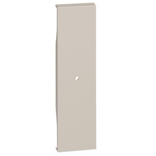 Cubierta de Bticino Living Now, Módulo a módulo de tomacorriente conectado Arena KM31