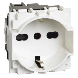 Bticino Living Now 10/16A white Schuko outlet KW4140A16