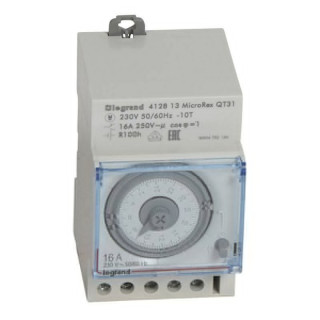 Legrand MicroRex Daily Time Switch 3-Module 412813