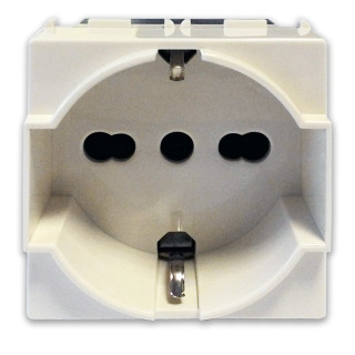 MASTER SERIES 16000 SCHUKO SOCKET 10/16A 230V 16070